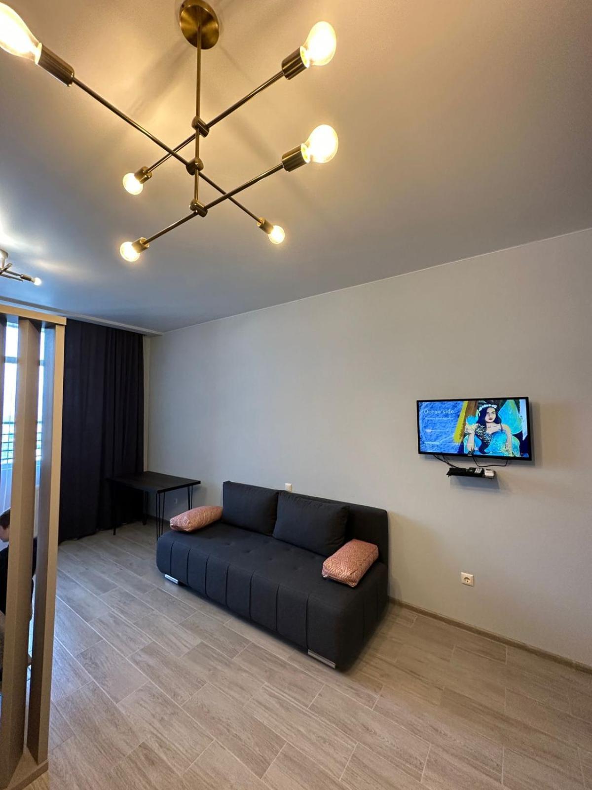 Pirosmani Mini Hotel Batumi Exterior photo